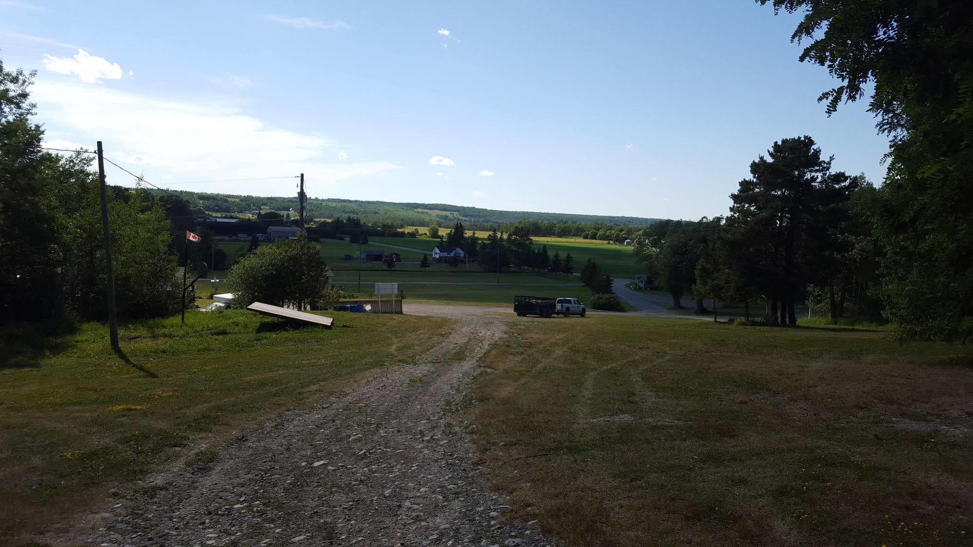 Parc Sutton Bay Park New Liskeard Exterior photo